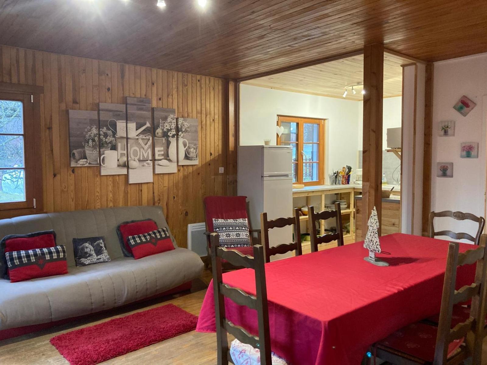Camping, Hotel De Plein Air Les Cariamas Chateauroux-les-Alpes Exterior foto